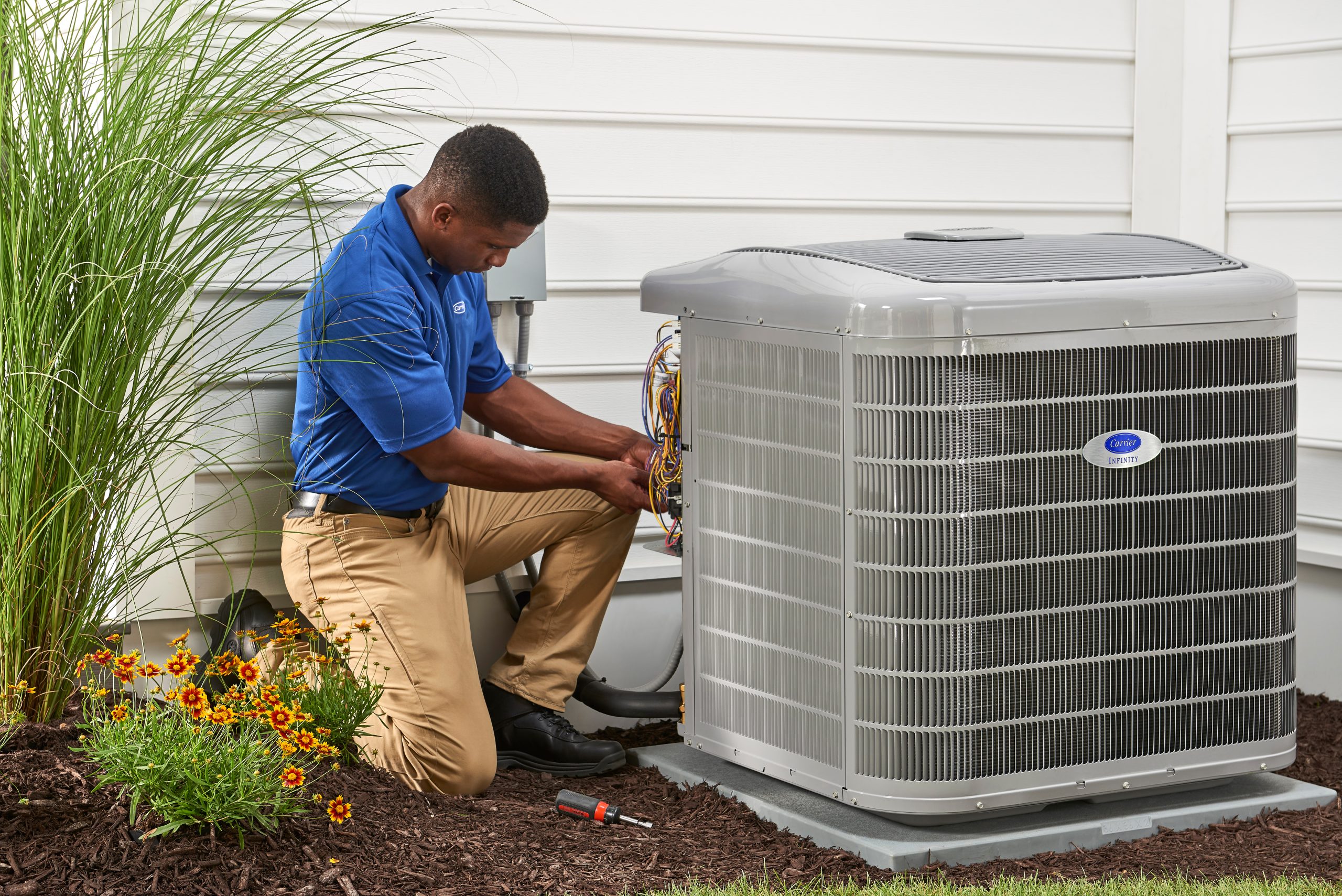 Dealer Servicing Outdoor Unit
